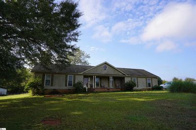 4760 Cockrell Road, House other with 3 bedrooms, 2 bathrooms and 2 parking in Greer SC | Image 1