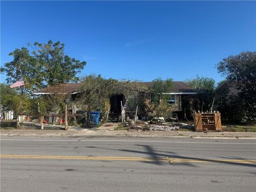 1802 Paul Jones Ave, Corpus Christi, TX, 78412-5428 | Card Image