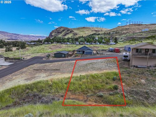 402 Deschutes Ln, Rufus, OR, 97050 | Card Image