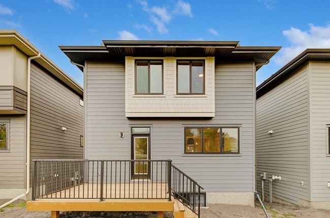 29 Shawnee Green Sw, Home with 3 bedrooms, 2 bathrooms and 4 parking in Calgary AB | Image 43
