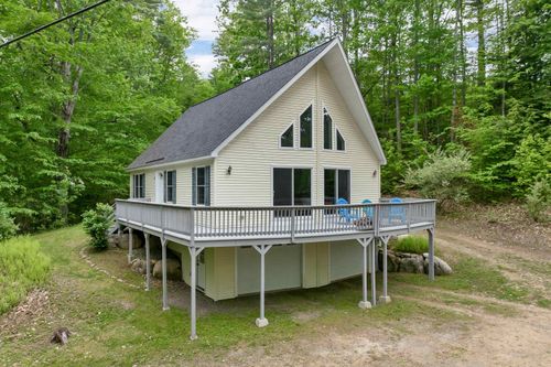 83 Fox Hill Rd, Belmont, NH, 03220-3815 | Card Image