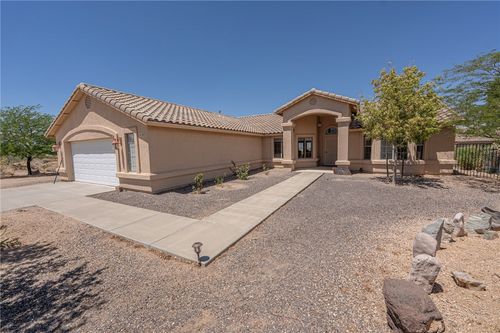 3425 Louise Ave, Kingman, AZ, 86401-8336 | Card Image