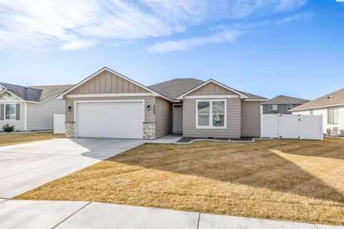 8602 Ashen Dr, Pasco, WA, 99301-1102 | Card Image