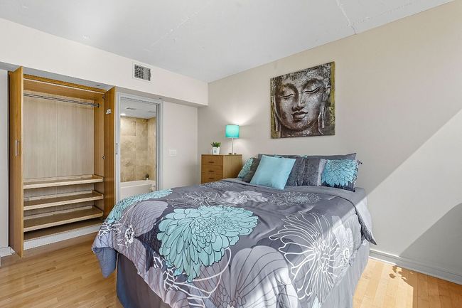 Great closet space! | Image 20