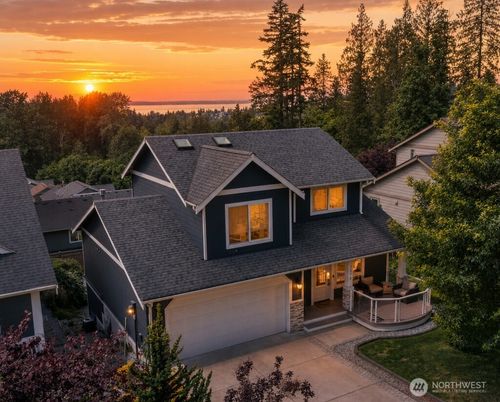 2316 36th St, Bellingham, WA, 98229-6301 | Card Image