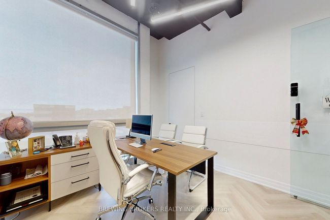 404-406 - 1275 Finch Ave W, Home with 0 bedrooms, 0 bathrooms and 3 parking in North York ON | Image 26