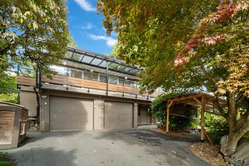 309 Gloucester Crt, Coquitlam, BC, V3K5S6 | Card Image