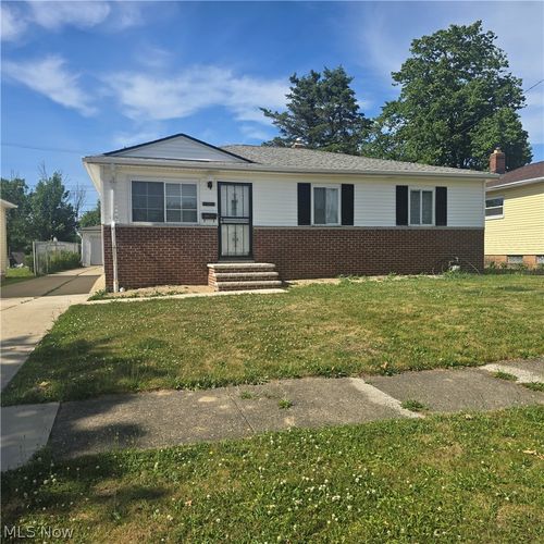 16811 Priebe Ave, Cleveland, OH, 44128-3837 | Card Image