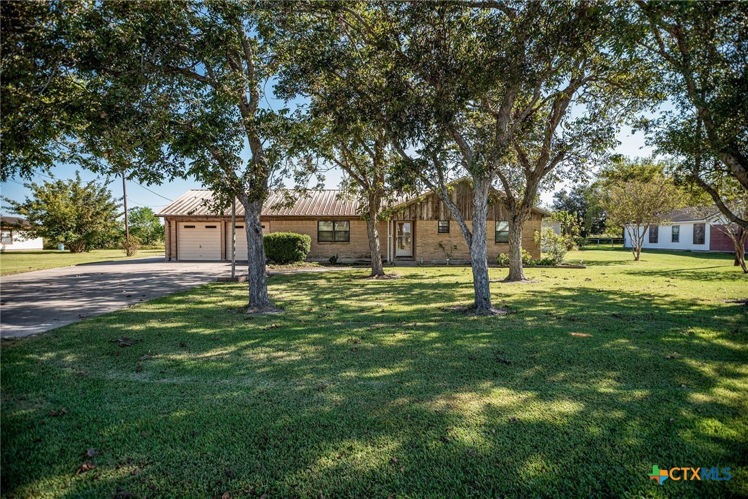Seakist Rd, Port Lavaca, TX 77979