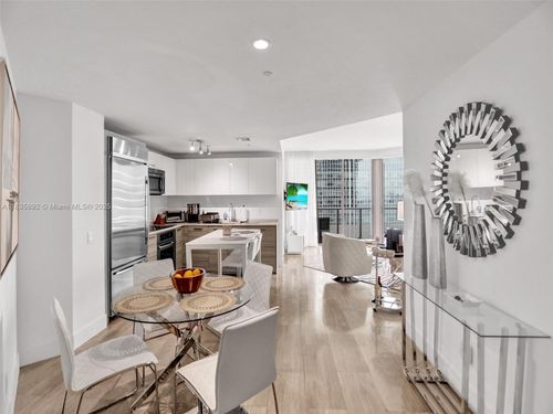 apt-2702-1300 Brickell Bay Dr, Miami, FL, 33131-3396 | Card Image
