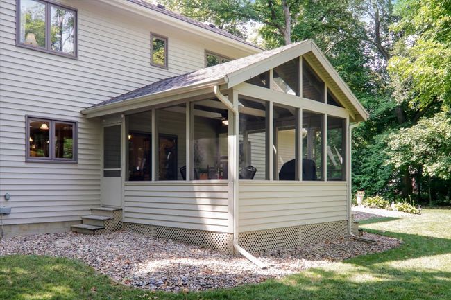 21 Bent Tree Ln, House other with 3 bedrooms, 3 bathrooms and null parking in Towanda IL | Image 36