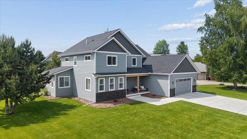 120 River View Dr, Kalispell, MT, 59901-2700 | Card Image