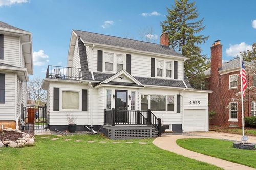 4925 N Bartlett Avenue, Whitefish Bay, WI, 53217 | Card Image