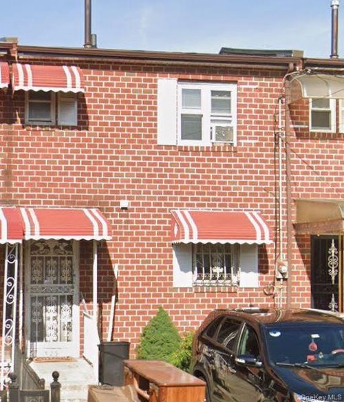 529 Powell St, Brooklyn, NY, 11212-7127 | Card Image