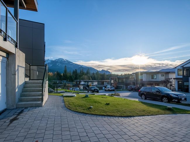 10 - 3385 Mamquam Road, House other with 5 bedrooms, 4 bathrooms and 4 parking in Squamish BC | Image 28