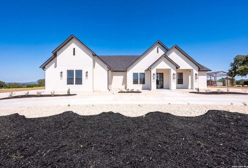 344 Martingale Trail, Bandera, TX, 78003 | Card Image