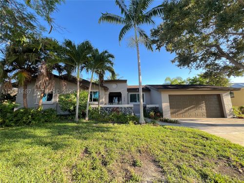 7920 Sw 204th St, Cutler Bay, FL, 33189-2118 | Card Image