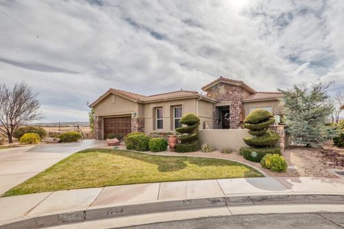 2743 W Desert Springs Rd, St George, UT, 84770-5550 | Card Image