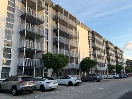 a228-16950 W Dixie Hwy, North Miami Beach, FL, 33160-3777 | Card Image
