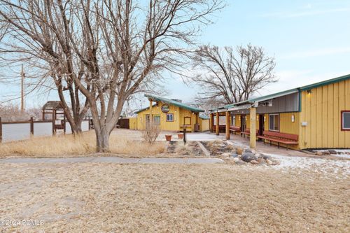 611 W Sr 24, Torrey, UT, 84775-7717 | Card Image