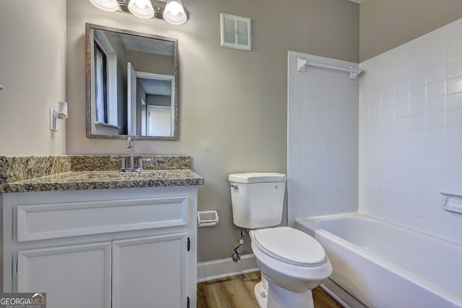 288 Country Club Dr, Condo with 3 bedrooms, 3 bathrooms and null parking in jonesboro GA | Image 10