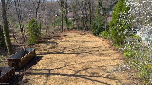 108 Wedgefield Avenue, Winston-Salem, NC, 27106 | Card Image