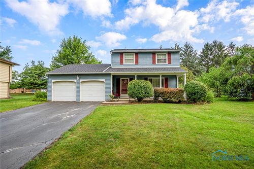 132 Foxhill Ln, Perrysburg, OH, 43551-2504 | Card Image