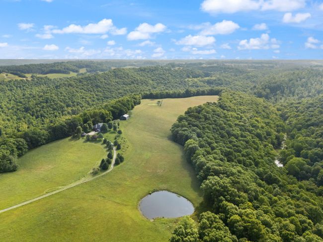 225 Hilltop Rd, Home with 3 bedrooms, 3 bathrooms and null parking in East Bernstadt KY | Image 78
