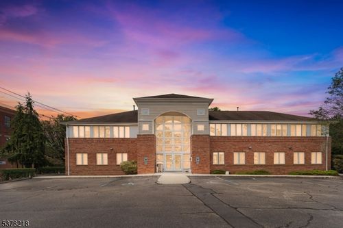 96 E Main St, Little Falls, NJ, 07424-5609 | Card Image