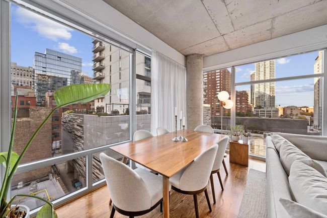 APT-603 - 201 W Grand Ave, Condo with 2 bedrooms, 2 bathrooms and 1 parking in CHICAGO IL | Image 6