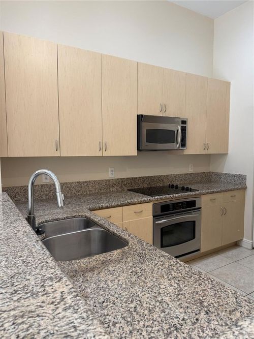 103-16102 Emerald Estates Dr, Weston, FL, 33331-6118 | Card Image