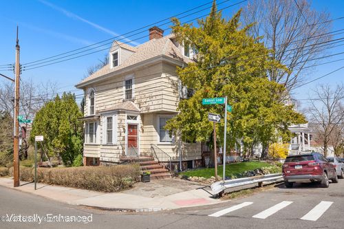 1 Vine Street, Staten Island, NY, 10301 | Card Image