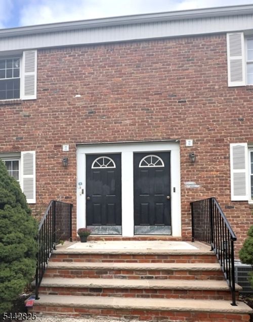 2b-19 Dartmouth Ave, Bridgewater, NJ, 08807-3427 | Card Image
