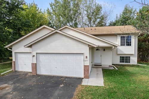875 Marigold Dr, Cambridge, MN, 55008-9016 | Card Image