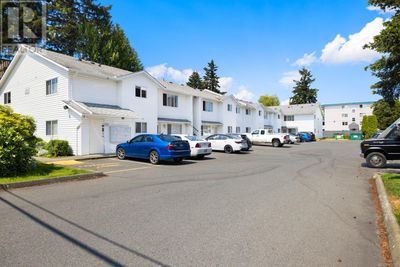 202 - 2555 Dingwall St, Condo with 2 bedrooms, 1 bathrooms and 1 parking in Duncan BC | Image 1