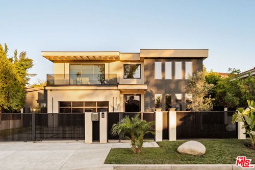 4528 Matilija Ave, Sherman Oaks, CA, 91423-2919 | Card Image