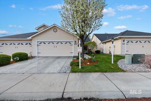 3357 W Fieldstream Ln, Meridian, ID, 83646-8329 | Card Image