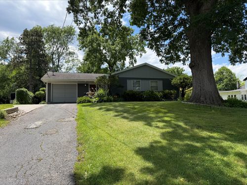 4 South St, Valparaiso, IN, 46383-6439 | Card Image