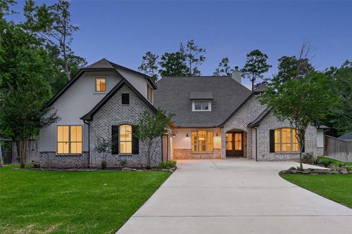 2407 Chantilly Ln, Conroe, TX, 77384-3625 | Card Image