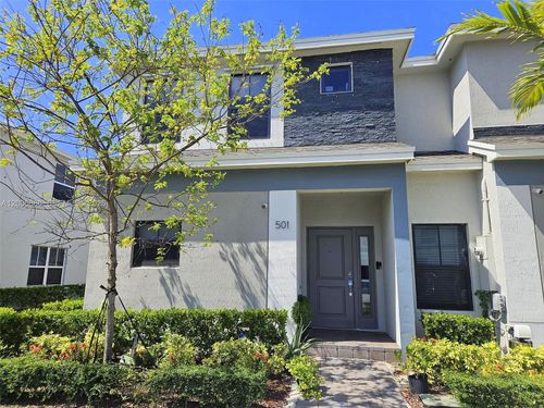 501 Ne 1st Dr, Florida City, FL, 33034-2276 | Card Image