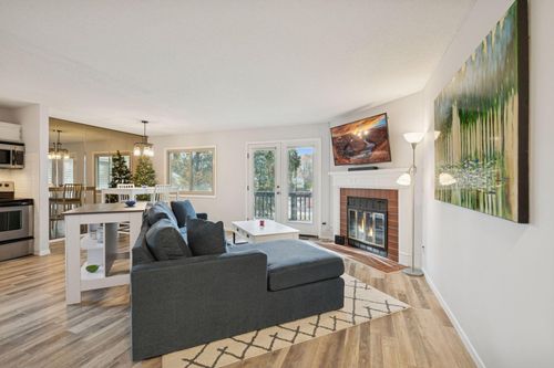 6982 Langford Ct, Edina, MN, 55436-1767 | Card Image