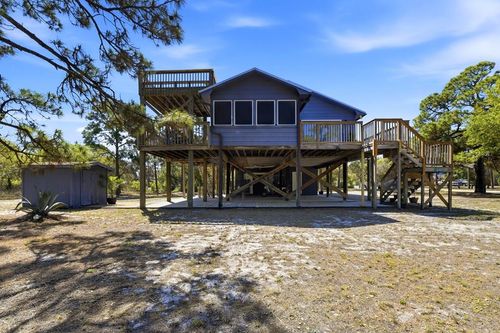 1048 W Bayshore Dr, Saint George Island, FL, 32328-2423 | Card Image