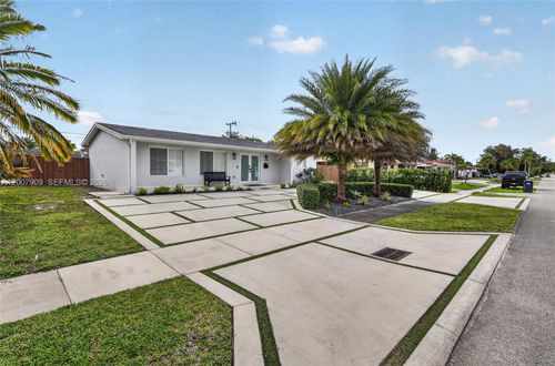 4865 Sw 94th Ave, Miami, FL, 33165 | Card Image