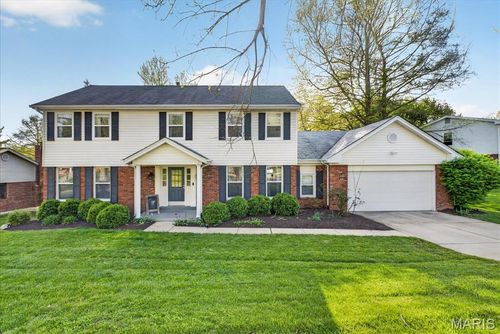 927 Baintree Ln, Ballwin, MO, 63011-2901 | Card Image