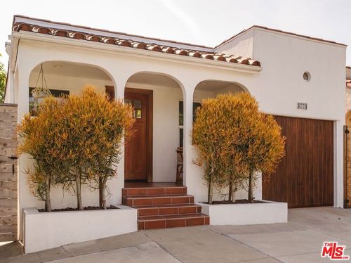 3773 S St Andrews Place, Los Angeles, CA, 90018 | Card Image