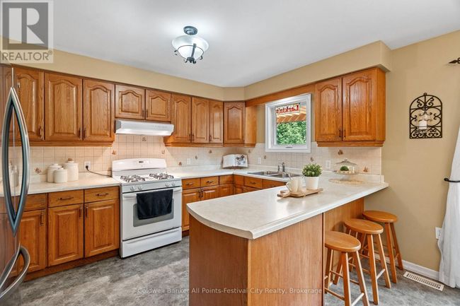 5 Krohmer Dr, House other with 4 bedrooms, 2 bathrooms and 5 parking in Goderich ON | Image 10
