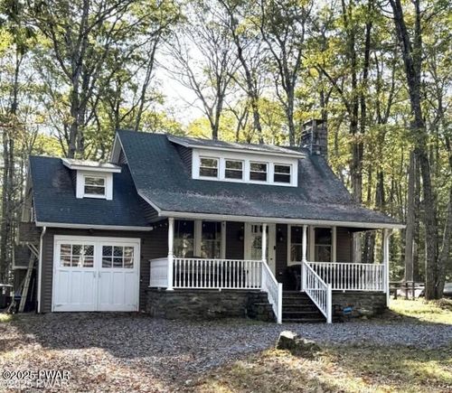 926 Route 390, Greentown, PA, 18426-4481 | Card Image