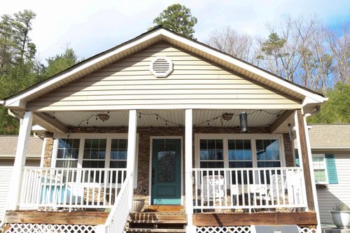 294 North Woods Lane, Trenton, GA, 30752 | Card Image