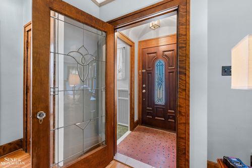 1386 Grayton St, Grosse Pointe Park, MI, 48230-1128 | Card Image