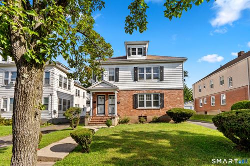 82-84 Thomaston St, Hartford, CT, 06112 | Card Image